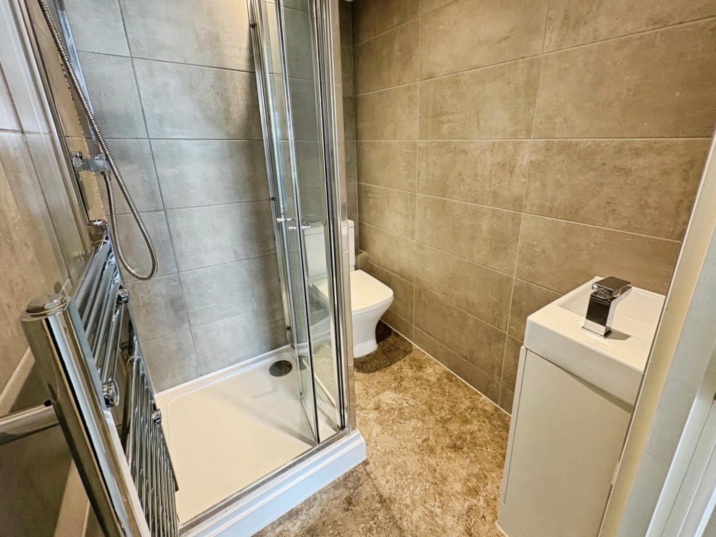Ensuite